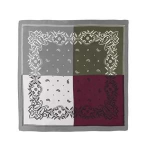 Színes Selyem Hatású Mintás Kendő