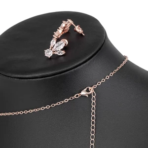 Rózsaarany Nikkelmentes Fém Átlátszó Köves Virág Mintázatú Nyaklánc és Fülbevaló Ékszer Szett