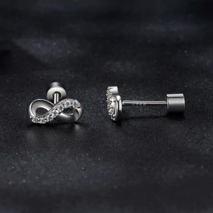 Ezüst Színű S925 Ezüst Labret Piercing Végtelen Jellel Cirkónia Kövekkel