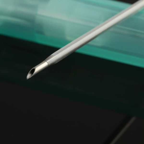 Steril Piercing Tű Katéterrel 2 mm