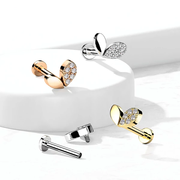 A & ONE Ezüst Színű 316L Orvosi Acél Egyenesszárú Labret Piercing Cirkónia Köves Szívecskés Véggel