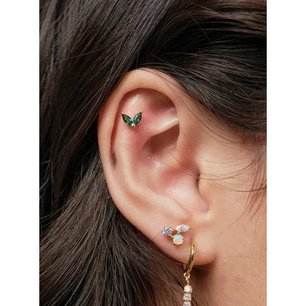 316L Arany Színű  Labret Piercing Ovális Cirkónia Kővel - 4 mm