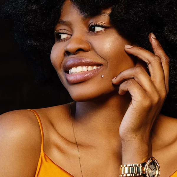 Ezüst Színű Titánium Push-in Labret Piercing Cirkónia Kővel - 3 MM