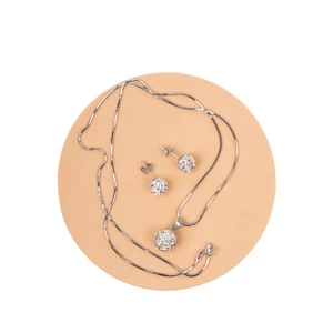 A &amp;amp; ONE S925 Ezüst Gömb Fülbevaló És Nyaklánc Szett Bézs És Színjátszós Swarovski® Kövekkel