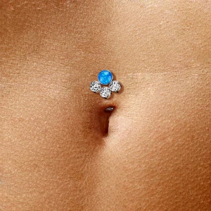 Ezüst Színű Titánium Köldök Piercing Lila Cirkónia Kövekkel