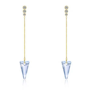 A & ONE Aranyozott S925 Ezüst Lógós Fülbevaló Világoskék Swarovski® Kristályokkal