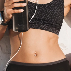 Ezüst Színű Orvosi Acél Virág Formájú Cirkónia Köves Köldök Piercing