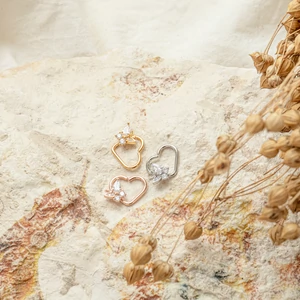 A & ONE Rosegold Színű 316L Orvosi Acél Szív Alakú Fül Piercing
