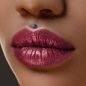 Ezüst Színű 316L Orvosi Acél Egyenesszárú Labret Piercing Fehér Kővel
