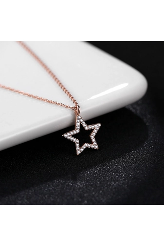 A & ONE Rózsaarany színű ezüst nyaklánc csillag alakú medállal, strasszos berakással