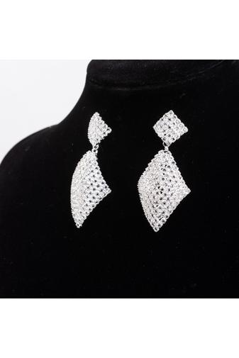 Kép 2/4 - Esküvői Elegáns Ezüstszínű Rombusz Alakú Fülbevaló
