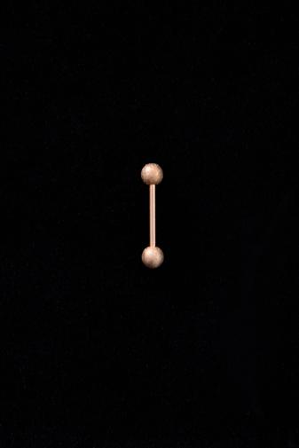 Kép 2/2 - A & ONE Arany színű matt piercing