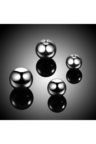 Kép 5/5 - A & ONE 2 darabos Ezüst Színű Orvosi Acél Piercing Golyó 1,6 x 5 mm