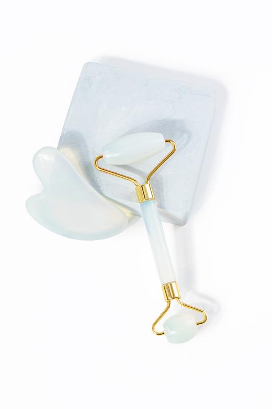 A &amp; ONE Holdkő Arc Masszírozó Jade Roller És Gua Sha Szett Dobozban