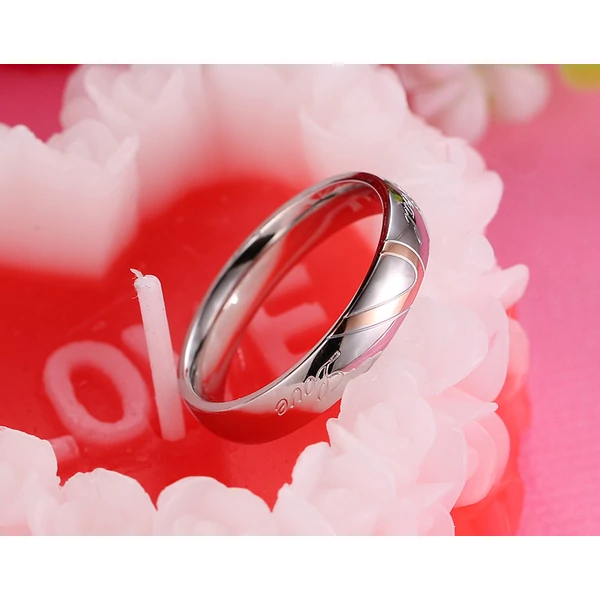 A & ONE Ezüst Színű Rozsdamentes Acélból Készült Gyűrű Real Love Felirattal