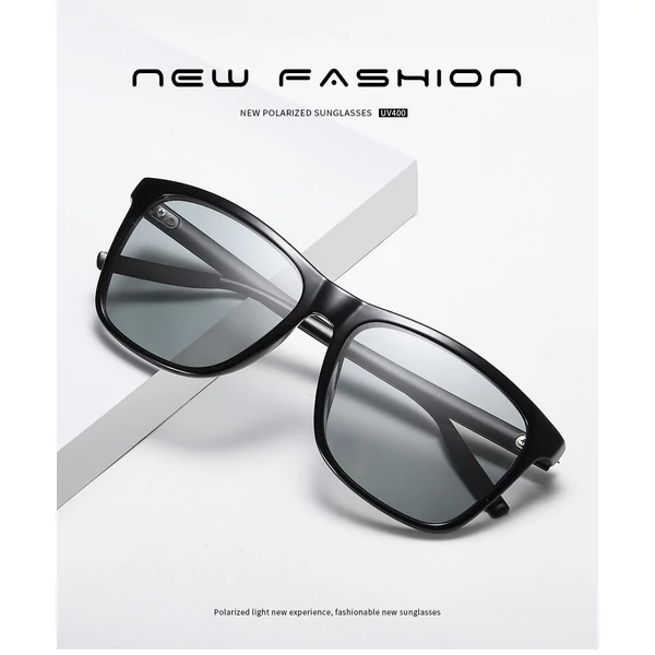 Fekete Keretes Szürkés Áttetsző Lencsés Napszemüveg