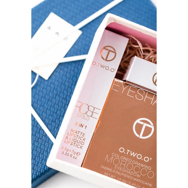 O.TWO.O® Smink Szett Ajándék Dobozban: Rúzs, Szempillaspirál, Highlighter Púder És 4 Darabos Szemhéjpúder Paletta