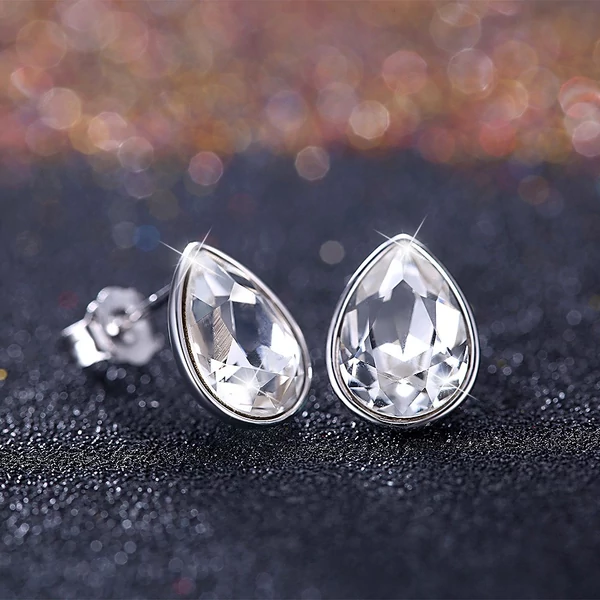 A & ONE S925 Ezüst Csepp Alakú Fülbevaló Fehér Swarovski® Kristállyal