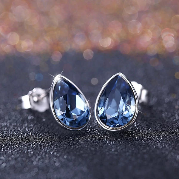 A & ONE S925 Ezüst Csepp Alakú Fülbevaló Kék Swarovski® Kristállyal