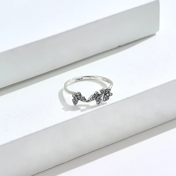 A & ONE Állítható S925 Ezüst Gyűrű Pillangó Díszítéssel