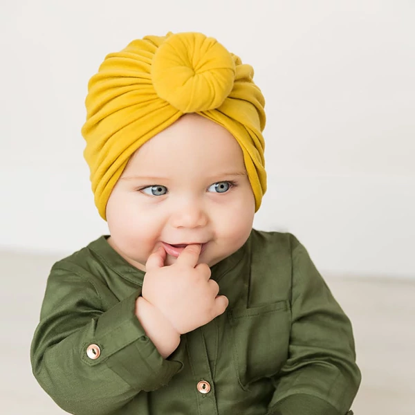 A & ONE Mustársárga Rugalmas Baba Sapka Csomós Díszítéssel