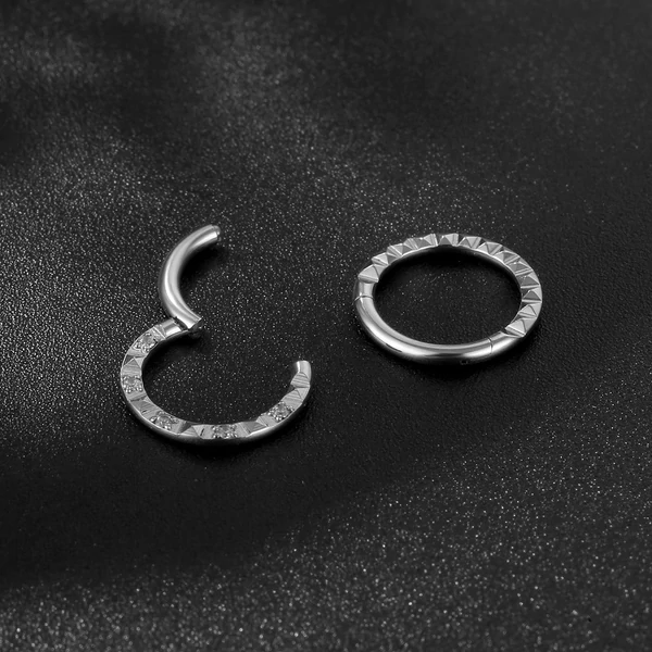 A & ONE Apró Kristály Kövekkel Kirakott 316L Orvosi Acél Orr/Fül Piercing
