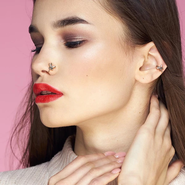 Rosegold Színű Sárgaréz Orr- És Fülpiercing Pillangóval